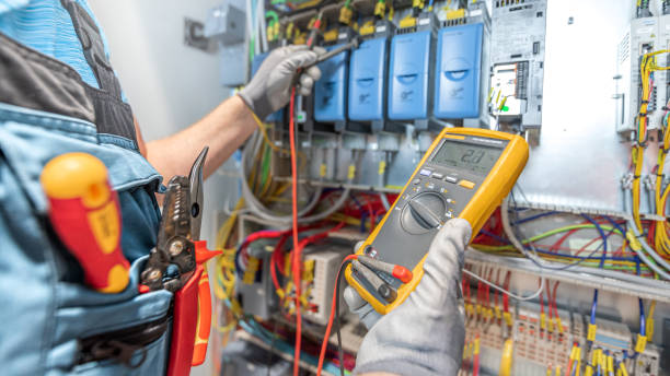 Best Circuit Breaker Repair  in Dellwood, MO